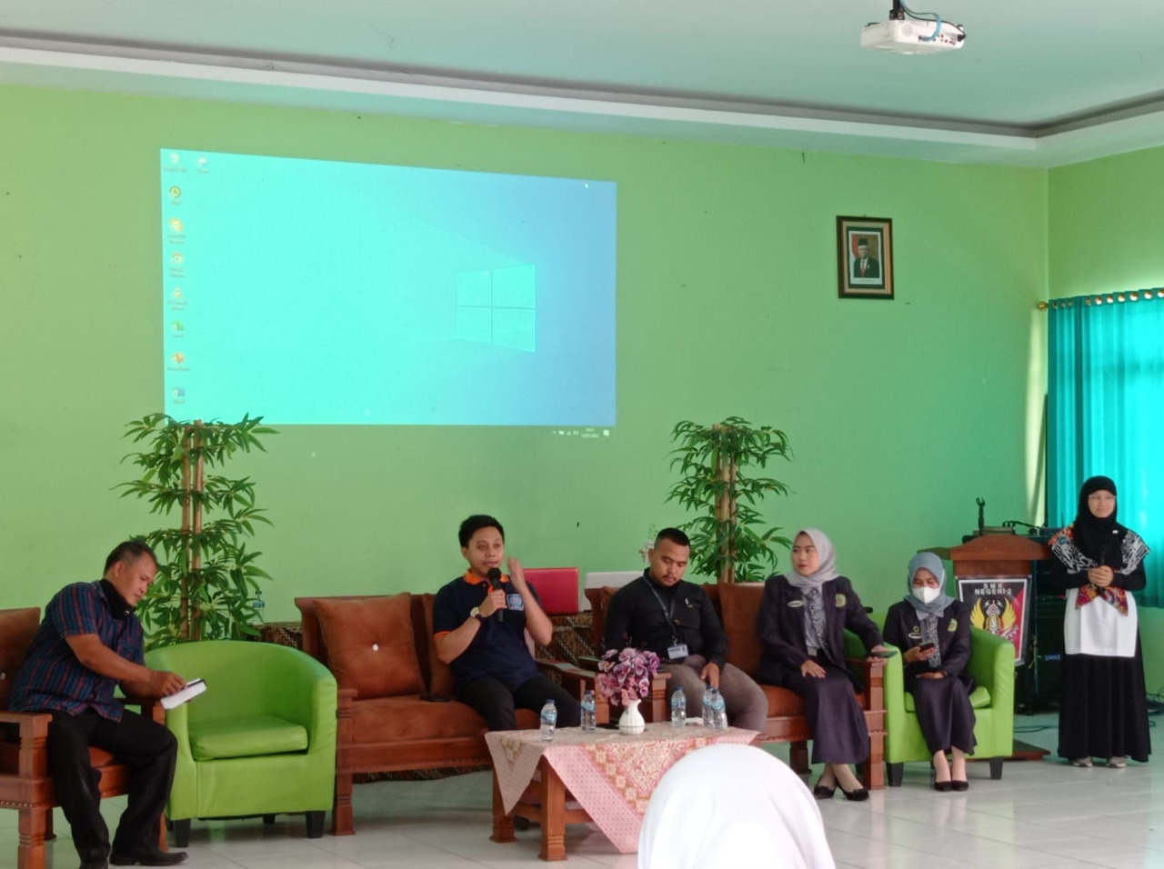 Universitas BSI Kampus Tasikmalaya Berikan Motivasi Kuliah untuk Siswa SMKN 2 Tasikmalaya, Edufair 2022