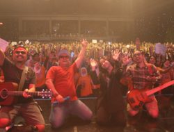 Kemeriahkan Semot 2022 Universitas BSI Bersama 3 Pemuda Berbahaya & Sallsa Bintan