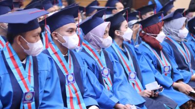 Wisuda Universitas BSI Kampus Sukabumi
