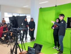 SMKN 1 Jatisari Belajar Menjadi Reporter Melalui Workshop BSI Digination